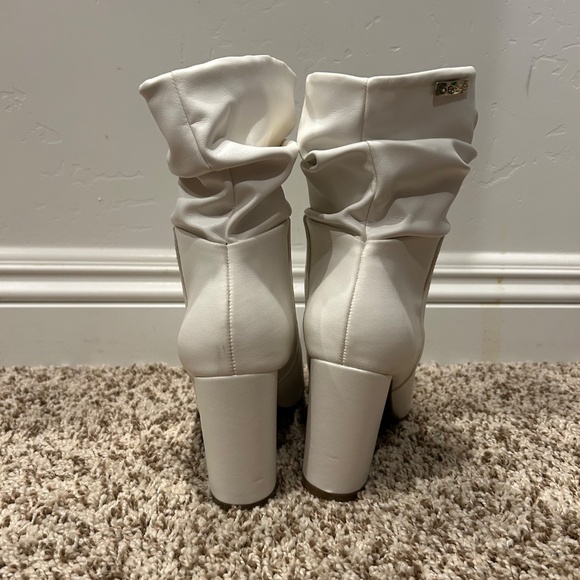 Bebe White Slouch Ankle Boots | Block Heel | Size 7 - Picture 6 of 10